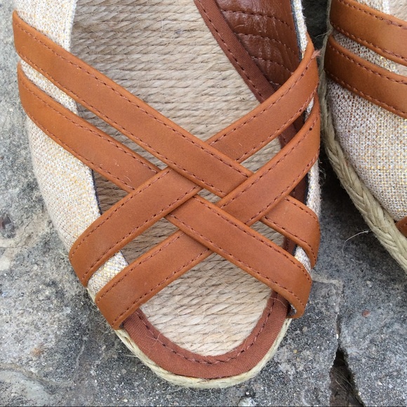 LAUREN RALPH LAUREN ESPADRILLE PEEP TOE WEDGES - Picture 3 of 8